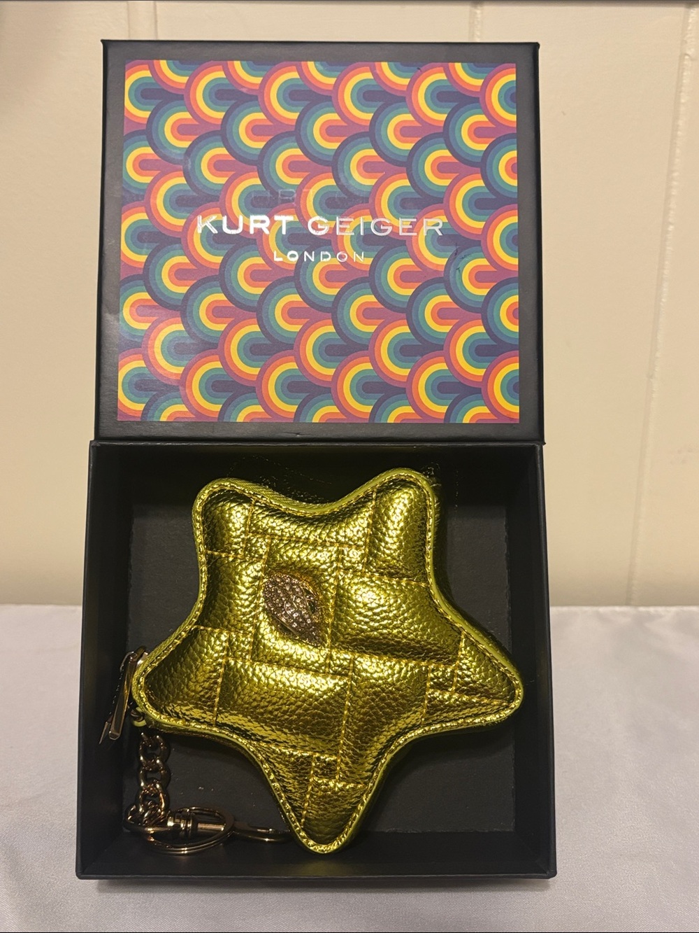 ⭐️NIB / NWT Kurt Geiger London Metallic Yellow Kensington Star Bag Charm/Keyring